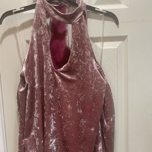 Blush crushed velvet keyhole top